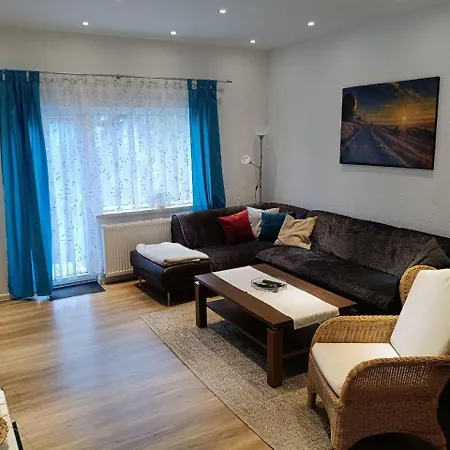 70 , Rhoen , Ortsmitte , Frisch Saniert , Gaestehaus Mierdel Апартаменты *